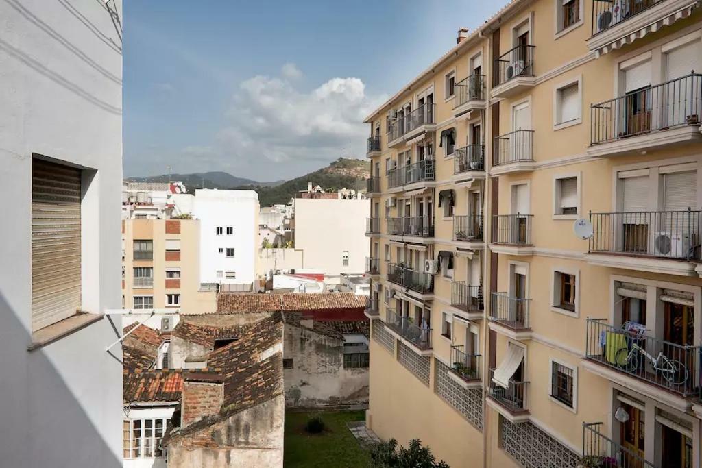 Luxury Apartment Merced By Nagoa Homes Малага Екстериор снимка